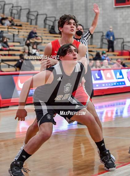 Thumbnail 3 in Servite @ Mater Dei (Nike Extravaganza) photogallery.