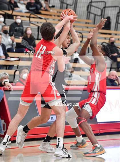 Thumbnail 1 in Servite @ Mater Dei (Nike Extravaganza) photogallery.