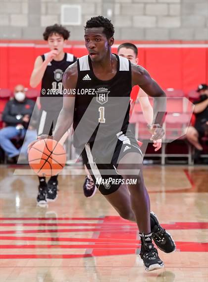 Thumbnail 2 in Servite @ Mater Dei (Nike Extravaganza) photogallery.