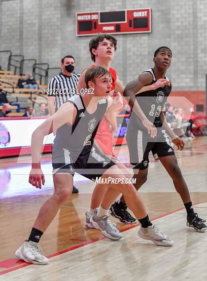 Thumbnail 3 in Servite @ Mater Dei (Nike Extravaganza) photogallery.