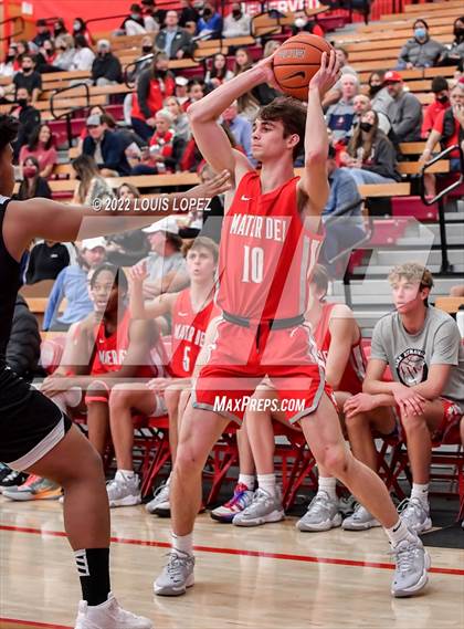 Thumbnail 3 in Servite @ Mater Dei (Nike Extravaganza) photogallery.