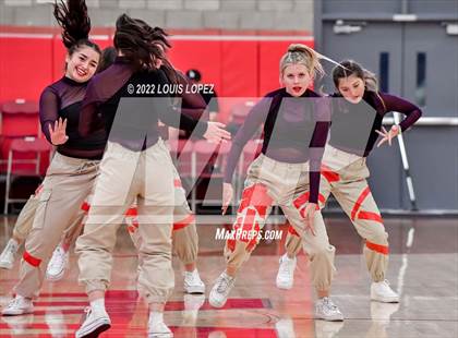 Thumbnail 2 in Servite @ Mater Dei (Nike Extravaganza) photogallery.