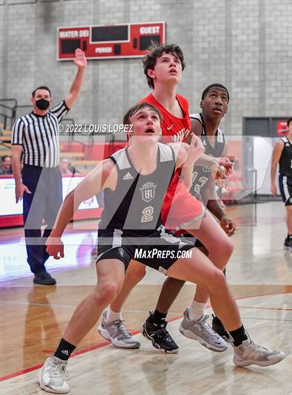 Thumbnail 3 in Servite @ Mater Dei (Nike Extravaganza) photogallery.