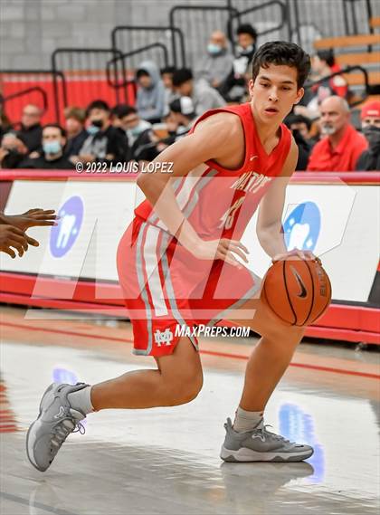 Thumbnail 3 in Servite @ Mater Dei (Nike Extravaganza) photogallery.
