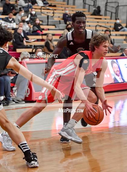 Thumbnail 3 in Servite @ Mater Dei (Nike Extravaganza) photogallery.