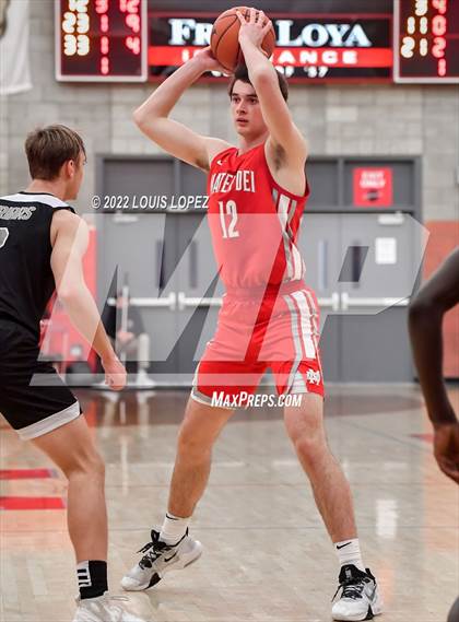 Thumbnail 2 in Servite @ Mater Dei (Nike Extravaganza) photogallery.