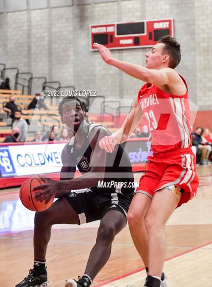 Thumbnail 1 in Servite @ Mater Dei (Nike Extravaganza) photogallery.