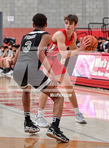 Thumbnail 1 in Servite @ Mater Dei (Nike Extravaganza) photogallery.