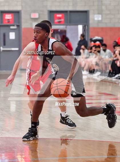 Thumbnail 1 in Servite @ Mater Dei (Nike Extravaganza) photogallery.