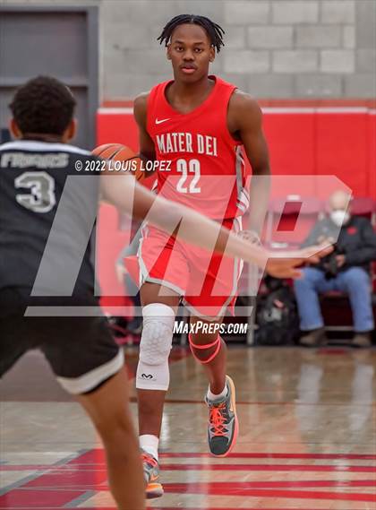 Thumbnail 3 in Servite @ Mater Dei (Nike Extravaganza) photogallery.