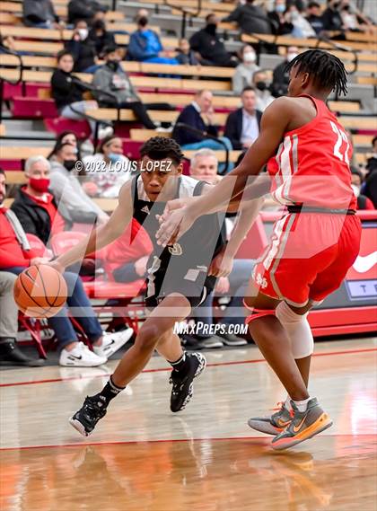 Thumbnail 3 in Servite @ Mater Dei (Nike Extravaganza) photogallery.