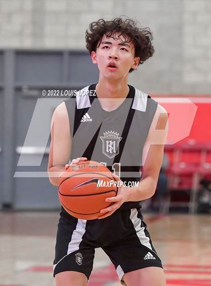 Thumbnail 3 in Servite @ Mater Dei (Nike Extravaganza) photogallery.