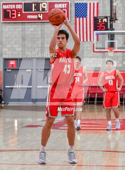Thumbnail 2 in Servite @ Mater Dei (Nike Extravaganza) photogallery.