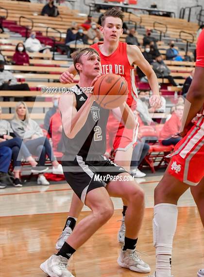 Thumbnail 3 in Servite @ Mater Dei (Nike Extravaganza) photogallery.