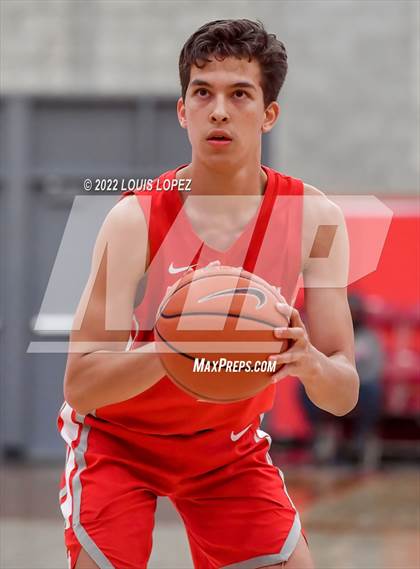 Thumbnail 1 in Servite @ Mater Dei (Nike Extravaganza) photogallery.