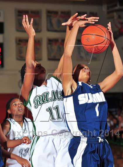 Thumbnail 1 in Murrieta Mesa vs. Summit (Lady Bears Holiday Classic) photogallery.