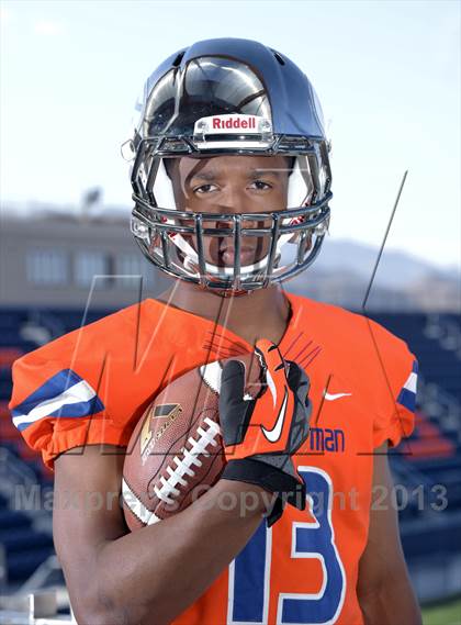 Thumbnail 1 in Bishop Gorman (Preseason Top 25 Photo Shoot) photogallery.