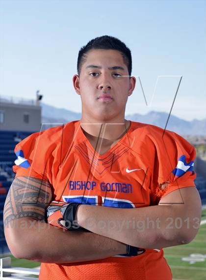 Thumbnail 3 in Bishop Gorman (Preseason Top 25 Photo Shoot) photogallery.