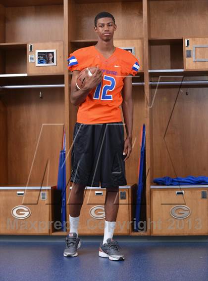 Thumbnail 1 in Bishop Gorman (Preseason Top 25 Photo Shoot) photogallery.