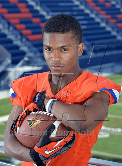 Thumbnail 1 in Bishop Gorman (Preseason Top 25 Photo Shoot) photogallery.