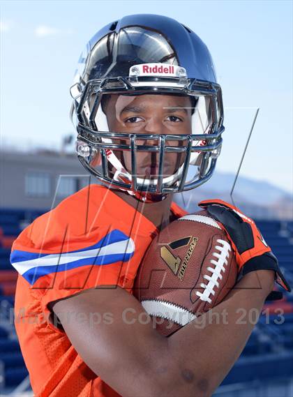 Thumbnail 1 in Bishop Gorman (Preseason Top 25 Photo Shoot) photogallery.