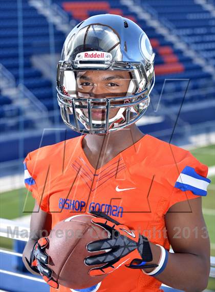 Thumbnail 1 in Bishop Gorman (Preseason Top 25 Photo Shoot) photogallery.