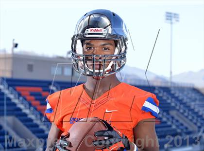 Thumbnail 2 in Bishop Gorman (Preseason Top 25 Photo Shoot) photogallery.
