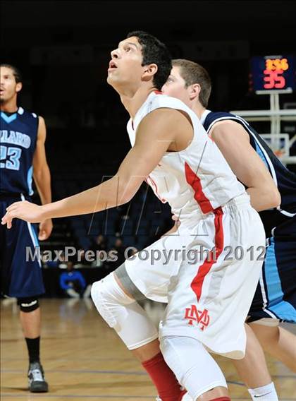Thumbnail 1 in Mater Dei vs. Bullard (CIF D1 SoCal Regional Final) photogallery.