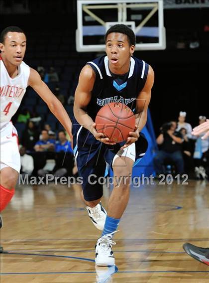 Thumbnail 2 in Mater Dei vs. Bullard (CIF D1 SoCal Regional Final) photogallery.