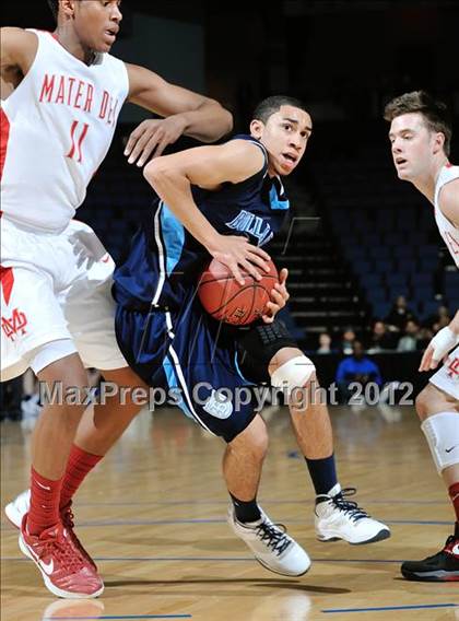Thumbnail 2 in Mater Dei vs. Bullard (CIF D1 SoCal Regional Final) photogallery.