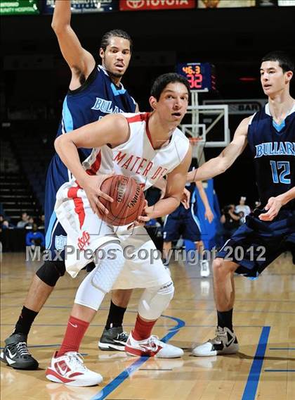 Thumbnail 3 in Mater Dei vs. Bullard (CIF D1 SoCal Regional Final) photogallery.