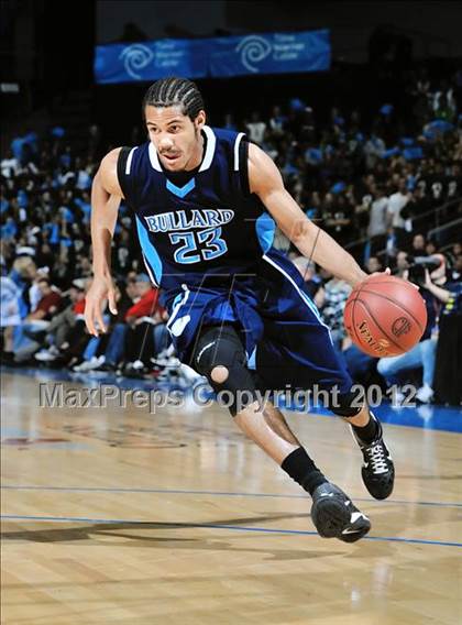 Thumbnail 2 in Mater Dei vs. Bullard (CIF D1 SoCal Regional Final) photogallery.