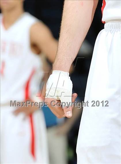 Thumbnail 2 in Mater Dei vs. Bullard (CIF D1 SoCal Regional Final) photogallery.