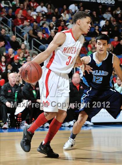 Thumbnail 3 in Mater Dei vs. Bullard (CIF D1 SoCal Regional Final) photogallery.