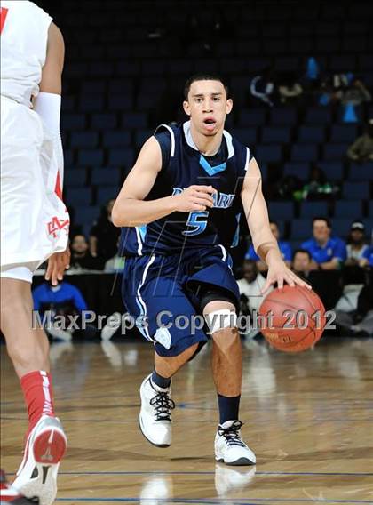 Thumbnail 1 in Mater Dei vs. Bullard (CIF D1 SoCal Regional Final) photogallery.