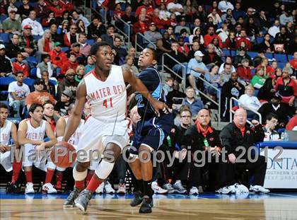 Thumbnail 2 in Mater Dei vs. Bullard (CIF D1 SoCal Regional Final) photogallery.