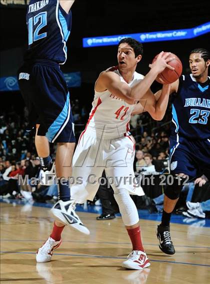Thumbnail 1 in Mater Dei vs. Bullard (CIF D1 SoCal Regional Final) photogallery.