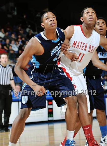 Thumbnail 2 in Mater Dei vs. Bullard (CIF D1 SoCal Regional Final) photogallery.