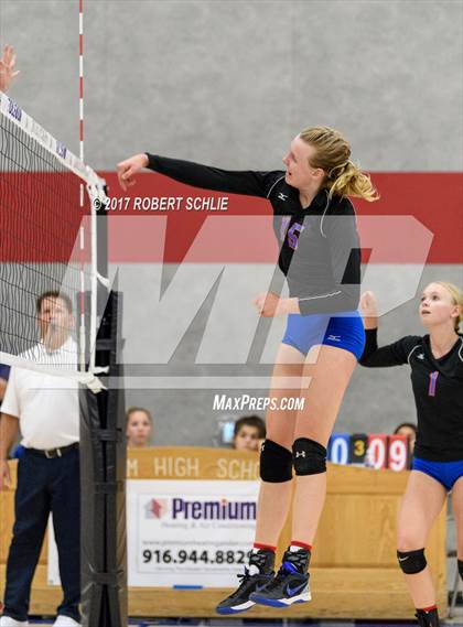 Thumbnail 3 in Rocklin @ Folsom photogallery.