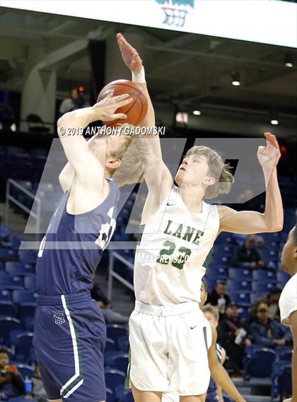 Thumbnail 3 in Lane Tech vs. New Trier (Chicago Elite Classic) photogallery.