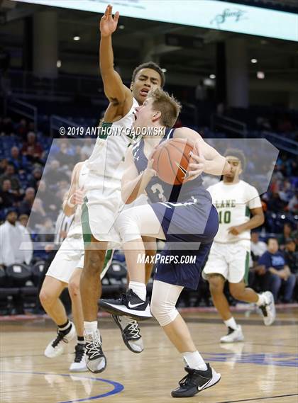 Thumbnail 1 in Lane Tech vs. New Trier (Chicago Elite Classic) photogallery.