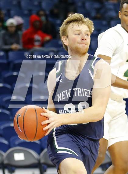 Thumbnail 3 in Lane Tech vs. New Trier (Chicago Elite Classic) photogallery.