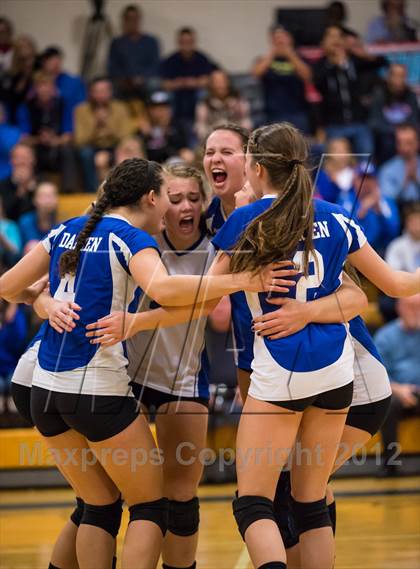 Thumbnail 1 in Darien vs. Cheshire (CIAC Class LL Final) photogallery.
