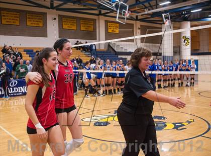 Thumbnail 3 in Darien vs. Cheshire (CIAC Class LL Final) photogallery.