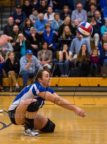 Thumbnail 1 in Darien vs. Cheshire (CIAC Class LL Final) photogallery.