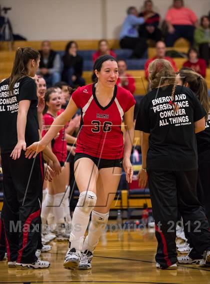 Thumbnail 2 in Darien vs. Cheshire (CIAC Class LL Final) photogallery.
