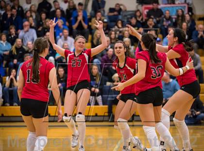 Thumbnail 2 in Darien vs. Cheshire (CIAC Class LL Final) photogallery.