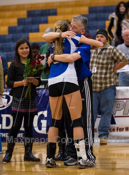 Thumbnail 2 in Darien vs. Cheshire (CIAC Class LL Final) photogallery.