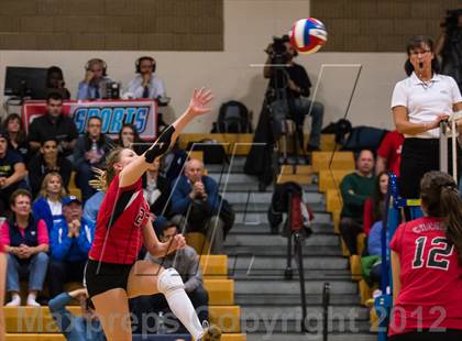 Thumbnail 3 in Darien vs. Cheshire (CIAC Class LL Final) photogallery.