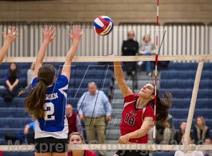 Thumbnail 3 in Darien vs. Cheshire (CIAC Class LL Final) photogallery.